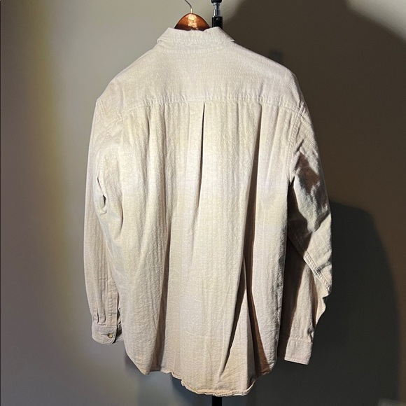 L.L. Bean Men's Light Tan Flannel Casual Button-Down Shirt - Picture 6 of 6